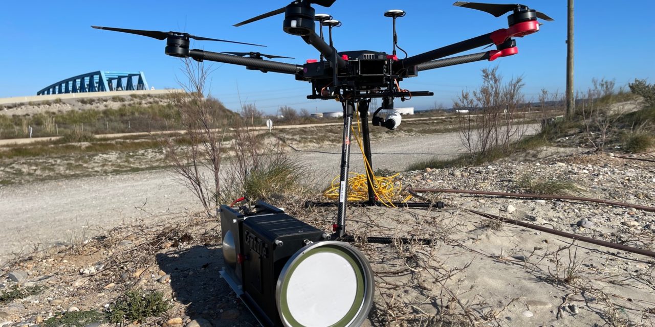 Articles de presse drone et pollution à Fos.