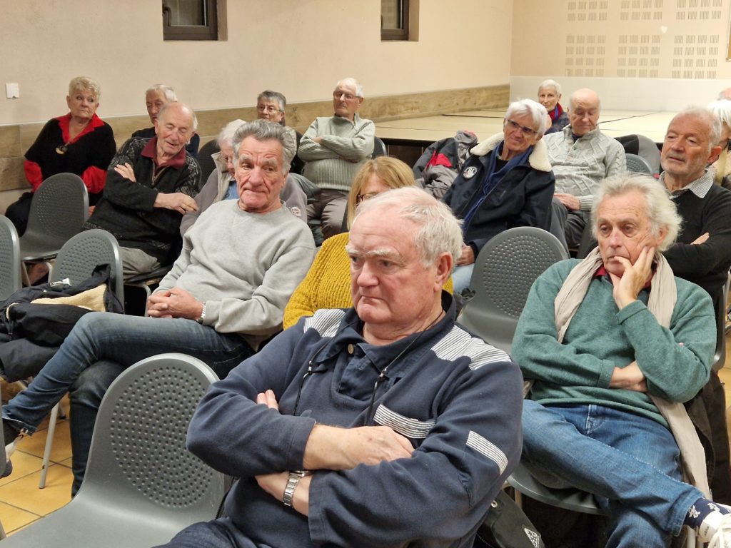 Membres de ADPLGF lors de l'assemblée générale